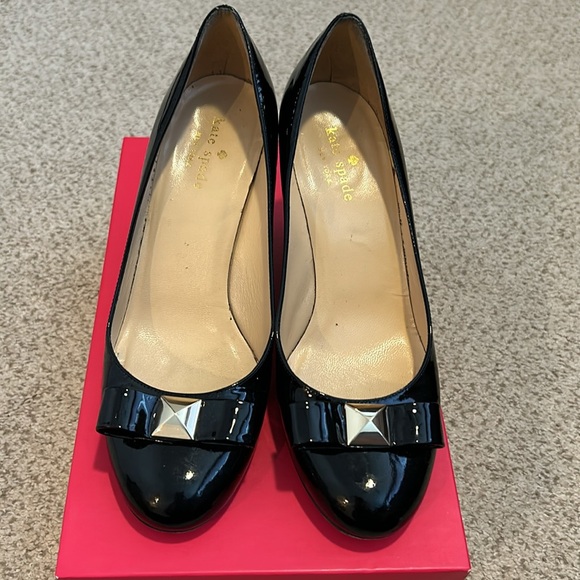 Kate Spade “Mania” Patent Leather Wedge Heel, 8 - Picture 12 of 13